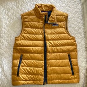 Kids Patagonia Mustard Puffer Vest Kids size 12 - Basically Brand New, worn once